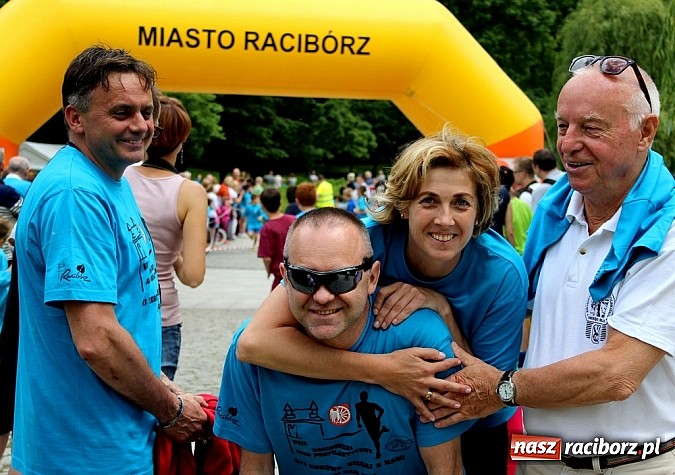 Zdjęcie w galerii na portalu naszraciborz.pl: VIII Raciborski Bieg Profilaktyczny, tym razem w parku Roth wiadomości z regionu