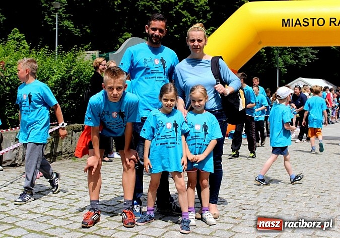Zdjęcie w galerii na portalu naszraciborz.pl: VIII Raciborski Bieg Profilaktyczny, tym razem w parku Roth wiadomości z regionu