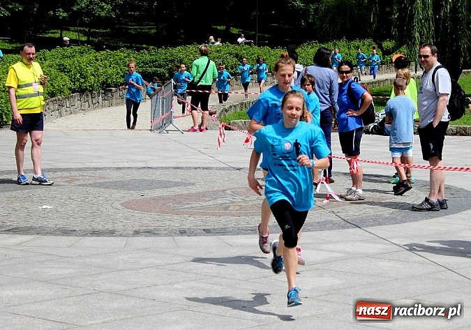 Zdjęcie w galerii na portalu naszraciborz.pl: VIII Raciborski Bieg Profilaktyczny, tym razem w parku Roth wiadomości z regionu