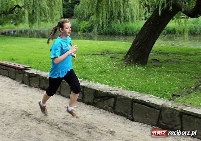 Zdjęcie w galerii na portalu naszraciborz.pl: VIII Raciborski Bieg Profilaktyczny, tym razem w parku Roth wiadomości z regionu