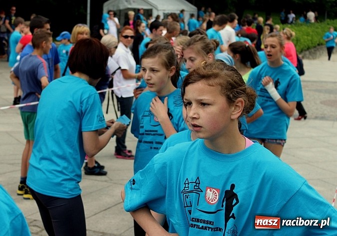 Zdjęcie w galerii na portalu naszraciborz.pl: VIII Raciborski Bieg Profilaktyczny, tym razem w parku Roth wiadomości z regionu