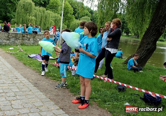 Zdjęcie w galerii na portalu naszraciborz.pl: VIII Raciborski Bieg Profilaktyczny, tym razem w parku Roth wiadomości z regionu