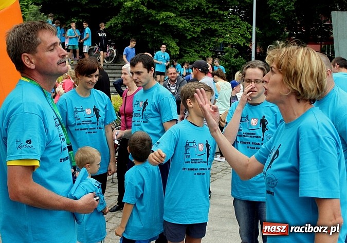 Zdjęcie w galerii na portalu naszraciborz.pl: VIII Raciborski Bieg Profilaktyczny, tym razem w parku Roth wiadomości z regionu