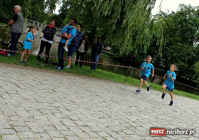 Zdjęcie w galerii na portalu naszraciborz.pl: VIII Raciborski Bieg Profilaktyczny, tym razem w parku Roth wiadomości z regionu