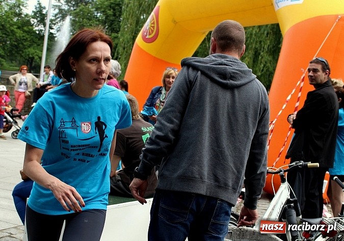 Zdjęcie w galerii na portalu naszraciborz.pl: VIII Raciborski Bieg Profilaktyczny, tym razem w parku Roth wiadomości z regionu