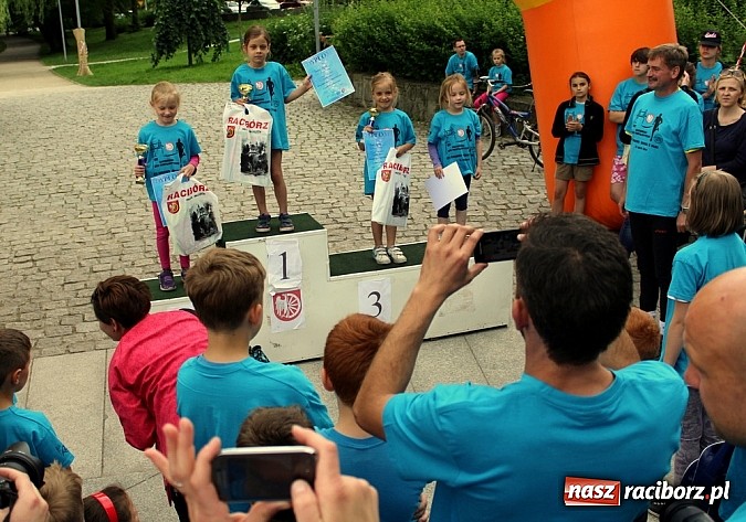 Zdjęcie w galerii na portalu naszraciborz.pl: VIII Raciborski Bieg Profilaktyczny, tym razem w parku Roth wiadomości z regionu