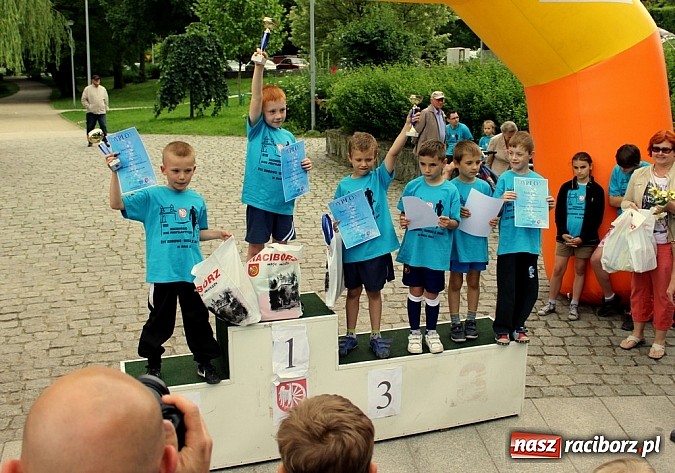 Zdjęcie w galerii na portalu naszraciborz.pl: VIII Raciborski Bieg Profilaktyczny, tym razem w parku Roth wiadomości z regionu