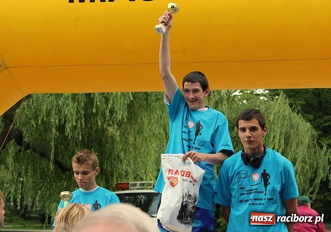 Zdjęcie w galerii na portalu naszraciborz.pl: VIII Raciborski Bieg Profilaktyczny, tym razem w parku Roth wiadomości z regionu