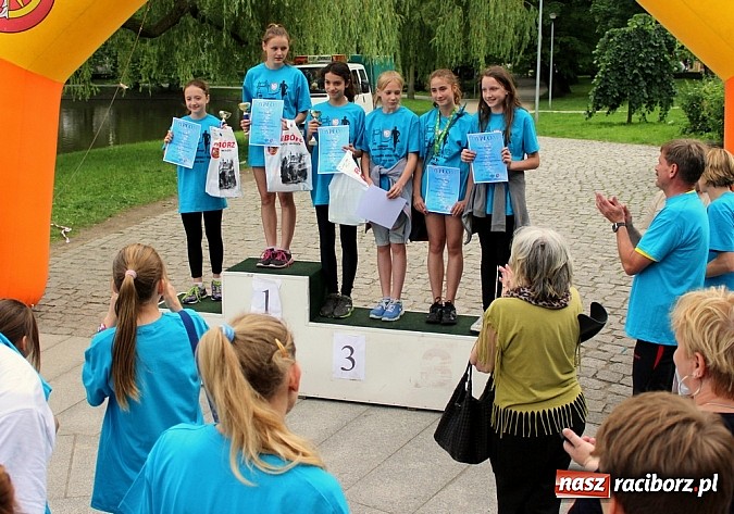 Zdjęcie w galerii na portalu naszraciborz.pl: VIII Raciborski Bieg Profilaktyczny, tym razem w parku Roth wiadomości z regionu