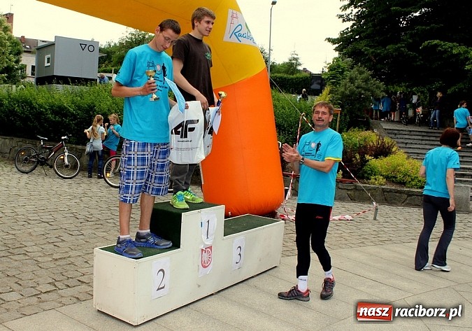Zdjęcie w galerii na portalu naszraciborz.pl: VIII Raciborski Bieg Profilaktyczny, tym razem w parku Roth wiadomości z regionu
