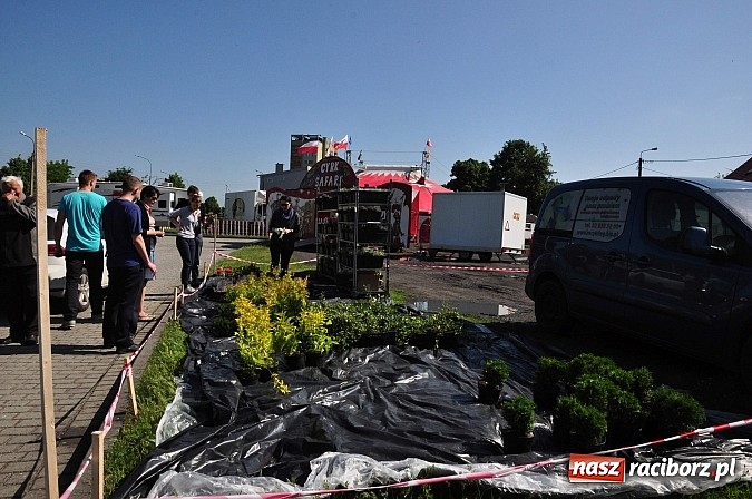 Zdjęcie w galerii na portalu naszraciborz.pl: Na Ostrogu zbiórka sprzętu z dodatkową atrakcją wiadomości z regionu