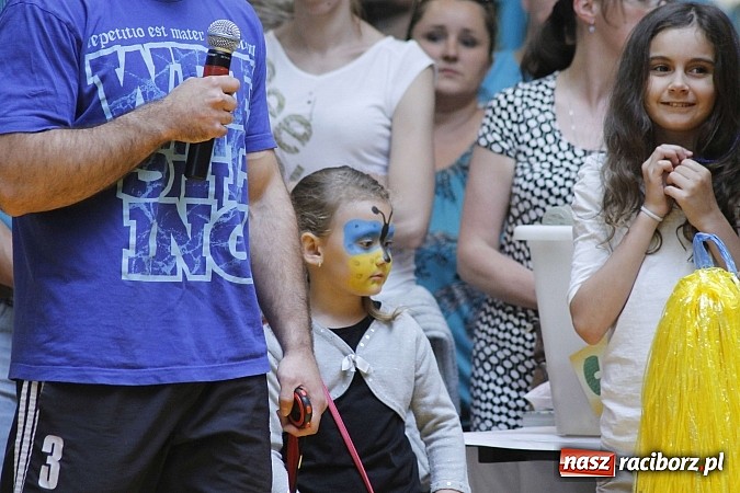 Zdjęcie w galerii na portalu naszraciborz.pl: Mnóstwo frajdy z okazji Dnia Dziecka w Auchan  wiadomości z regionu