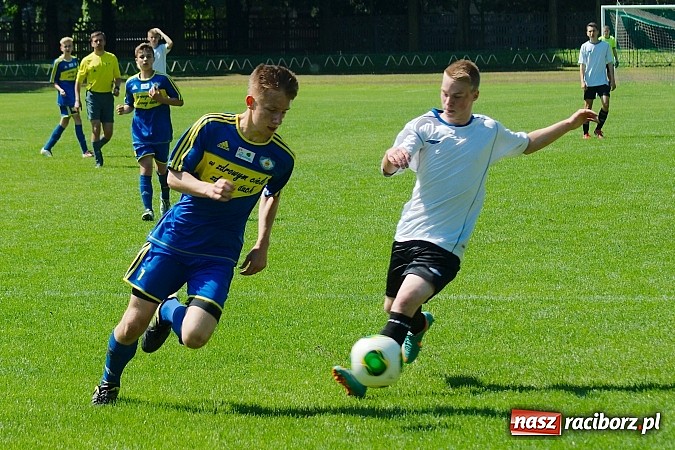 Zdjęcie w galerii na portalu naszraciborz.pl: Ikar Racibórz bezlitosny dla MKS Zaborze wiadomości z regionu