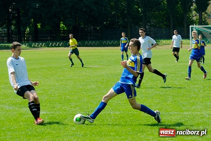 Zdjęcie w galerii na portalu naszraciborz.pl: Ikar Racibórz bezlitosny dla MKS Zaborze wiadomości z regionu