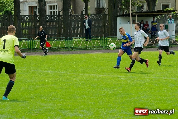 Zdjęcie w galerii na portalu naszraciborz.pl: Ikar Racibórz bezlitosny dla MKS Zaborze wiadomości z regionu