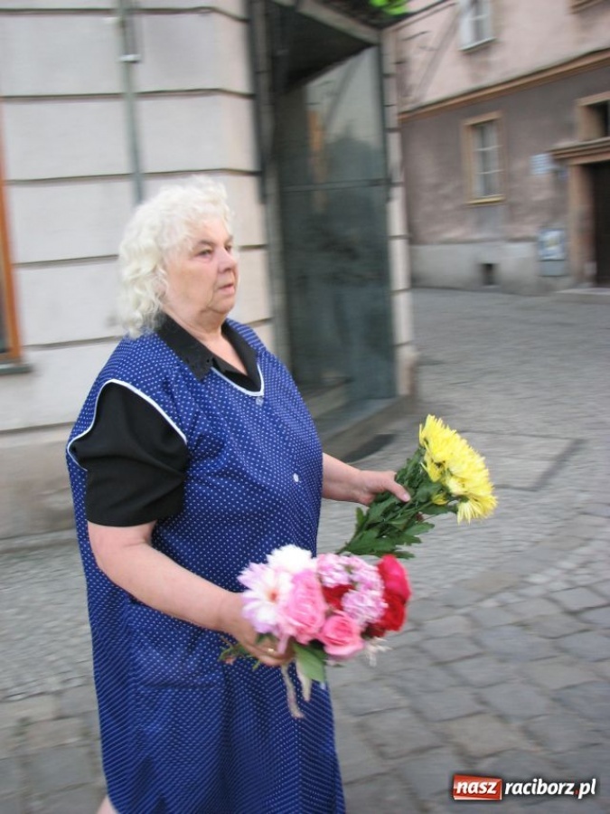 Zdjęcie w galerii na portalu naszraciborz.pl: Dywany z kwiatów odchodzą do lamusa? wiadomości z regionu