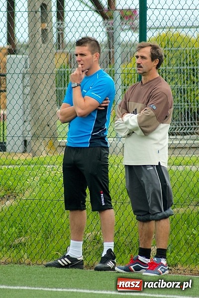 Zdjęcie w galerii na portalu naszraciborz.pl: Wolnik show w Tworkowie. Wypoczynek na kolanach wiadomości z regionu