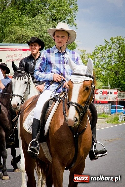 Zdjęcie w galerii na portalu naszraciborz.pl: Konna majówka w Pawłowie  wiadomości z regionu