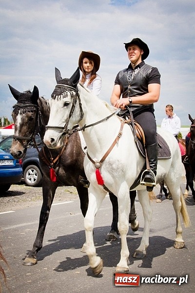 Zdjęcie w galerii na portalu naszraciborz.pl: Konna majówka w Pawłowie  wiadomości z regionu