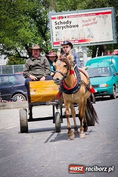 Zdjęcie w galerii na portalu naszraciborz.pl: Konna majówka w Pawłowie  wiadomości z regionu