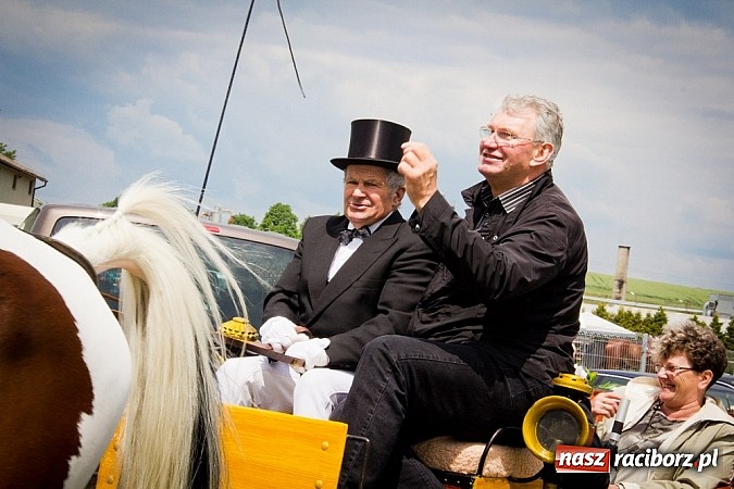 Zdjęcie w galerii na portalu naszraciborz.pl: Konna majówka w Pawłowie  wiadomości z regionu