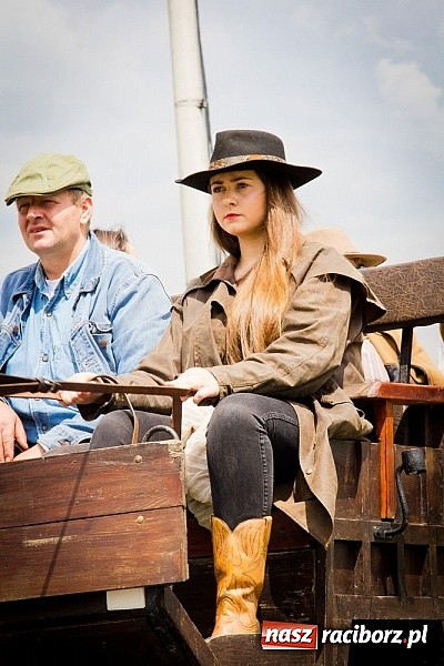 Zdjęcie w galerii na portalu naszraciborz.pl: Konna majówka w Pawłowie  wiadomości z regionu