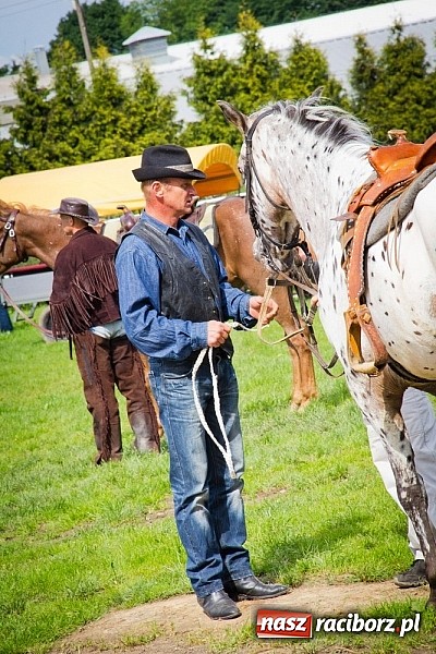 Zdjęcie w galerii na portalu naszraciborz.pl: Konna majówka w Pawłowie  wiadomości z regionu