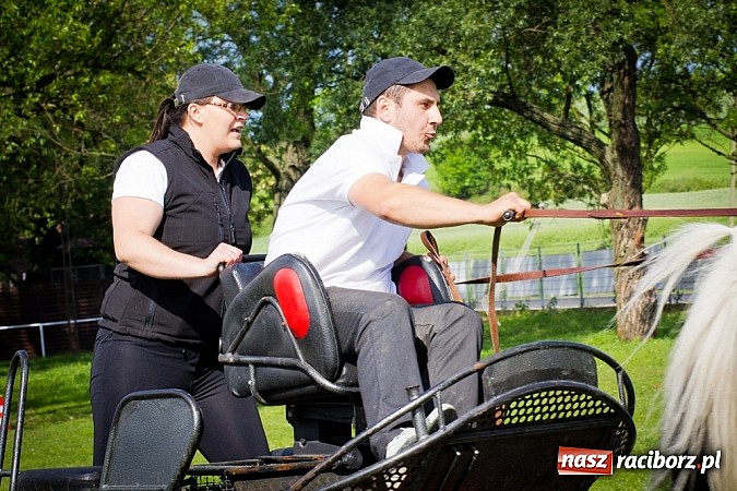 Zdjęcie w galerii na portalu naszraciborz.pl: Konna majówka w Pawłowie  wiadomości z regionu