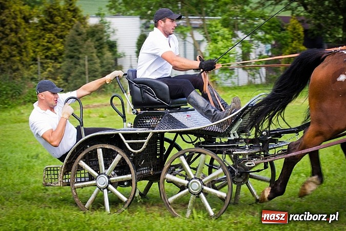 Zdjęcie w galerii na portalu naszraciborz.pl: Konna majówka w Pawłowie  wiadomości z regionu
