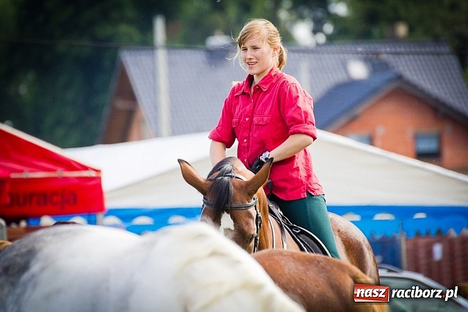 Zdjęcie w galerii na portalu naszraciborz.pl: Konna majówka w Pawłowie  wiadomości z regionu