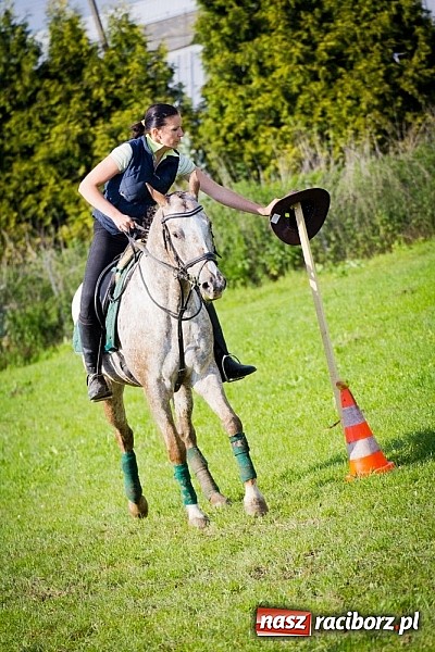 Zdjęcie w galerii na portalu naszraciborz.pl: Konna majówka w Pawłowie  wiadomości z regionu