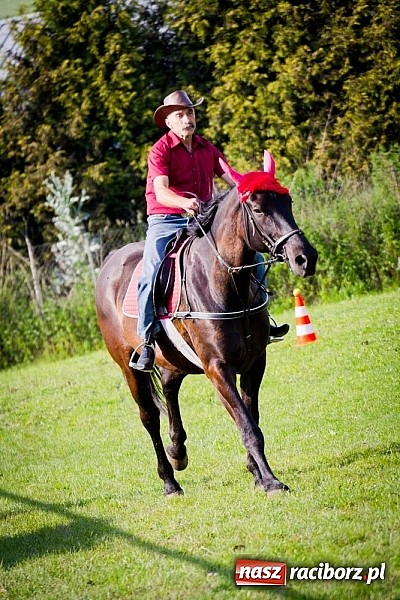 Zdjęcie w galerii na portalu naszraciborz.pl: Konna majówka w Pawłowie  wiadomości z regionu
