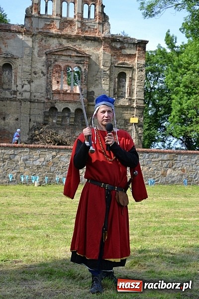 Zdjęcie w galerii na portalu naszraciborz.pl: Tworków bawi się na Nocy Świętojańskiej wiadomości z regionu