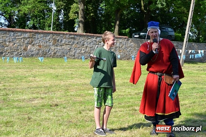 Zdjęcie w galerii na portalu naszraciborz.pl: Tworków bawi się na Nocy Świętojańskiej wiadomości z regionu