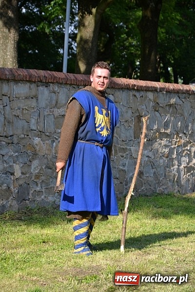 Zdjęcie w galerii na portalu naszraciborz.pl: Tworków bawi się na Nocy Świętojańskiej wiadomości z regionu