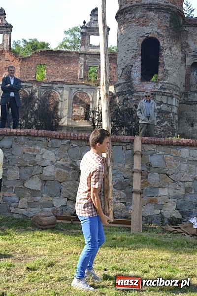 Zdjęcie w galerii na portalu naszraciborz.pl: Tworków bawi się na Nocy Świętojańskiej wiadomości z regionu