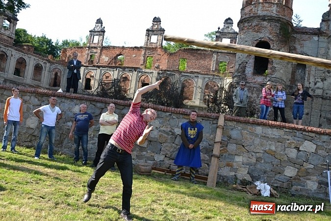 Zdjęcie w galerii na portalu naszraciborz.pl: Tworków bawi się na Nocy Świętojańskiej wiadomości z regionu