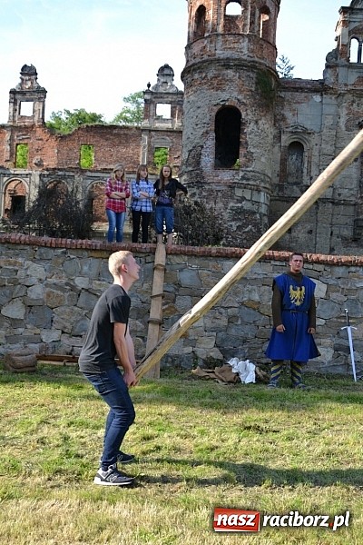 Zdjęcie w galerii na portalu naszraciborz.pl: Tworków bawi się na Nocy Świętojańskiej wiadomości z regionu