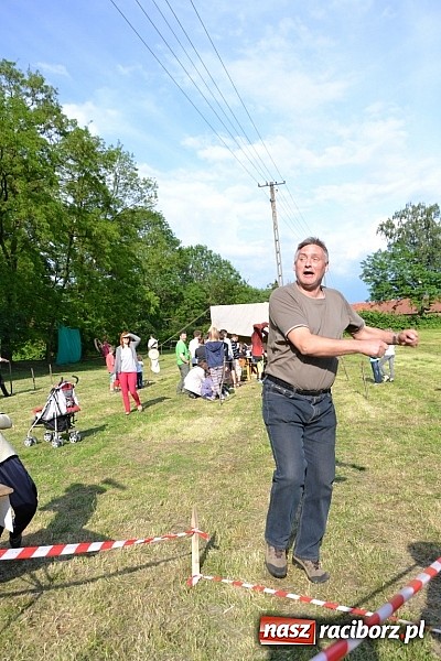 Zdjęcie w galerii na portalu naszraciborz.pl: Tworków bawi się na Nocy Świętojańskiej wiadomości z regionu