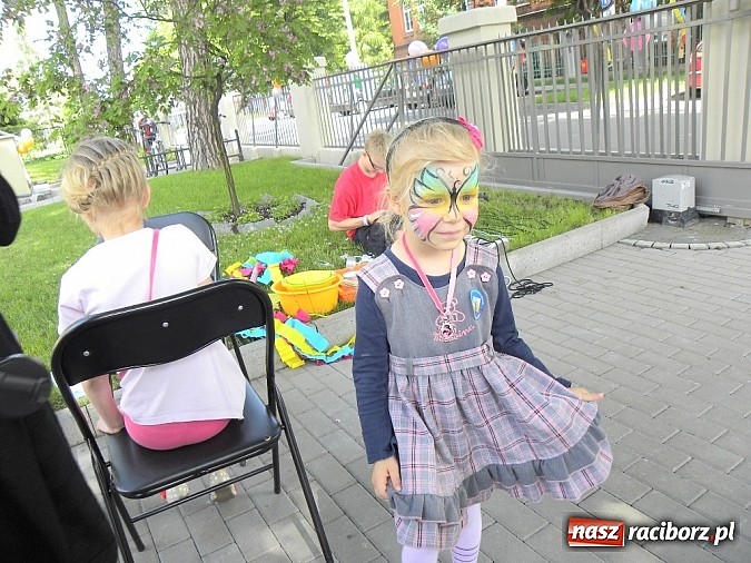 Zdjęcie w galerii na portalu naszraciborz.pl: Dzień Dziecka z Koziołkiem wiadomości z regionu