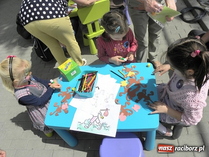 Zdjęcie w galerii na portalu naszraciborz.pl: Dzień Dziecka z Koziołkiem wiadomości z regionu