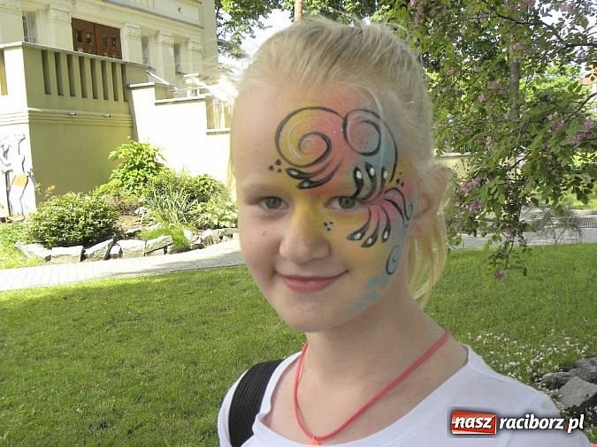 Zdjęcie w galerii na portalu naszraciborz.pl: Dzień Dziecka z Koziołkiem wiadomości z regionu