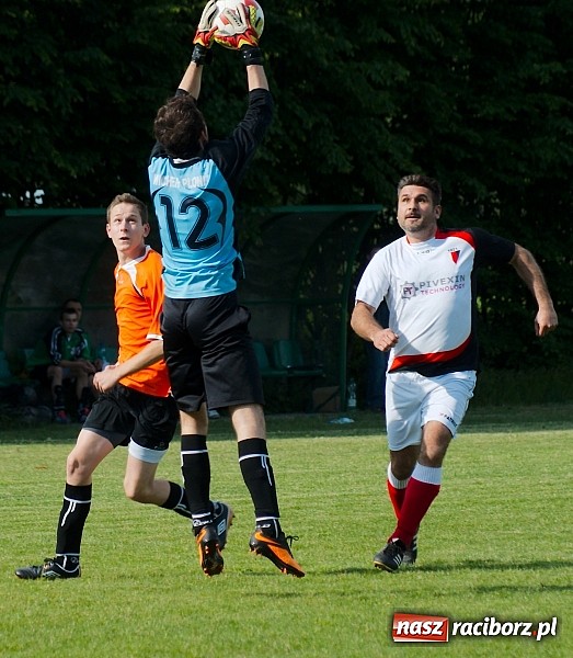 Zdjęcie w galerii na portalu naszraciborz.pl: Wymęczone zwycięstwo Wichru. Bieńkowice własnym cieniem wiadomości z regionu