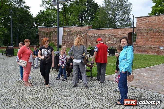 Zdjęcie w galerii na portalu naszraciborz.pl: PTTK zorganizował na zamku Dzień Dziecka  wiadomości z regionu