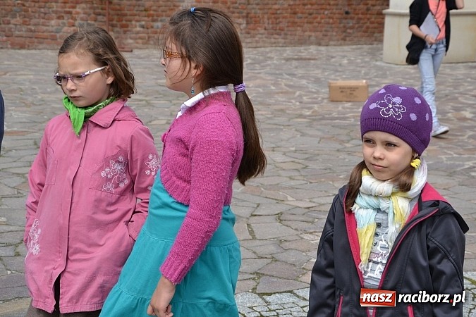 Zdjęcie w galerii na portalu naszraciborz.pl: PTTK zorganizował na zamku Dzień Dziecka  wiadomości z regionu