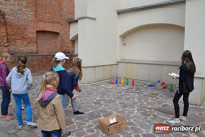 Zdjęcie w galerii na portalu naszraciborz.pl: PTTK zorganizował na zamku Dzień Dziecka  wiadomości z regionu