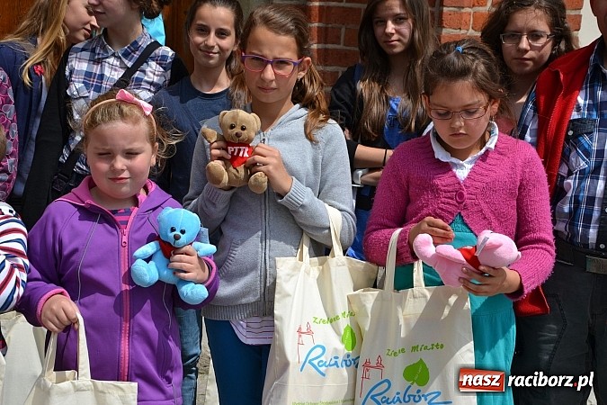 Zdjęcie w galerii na portalu naszraciborz.pl: PTTK zorganizował na zamku Dzień Dziecka  wiadomości z regionu