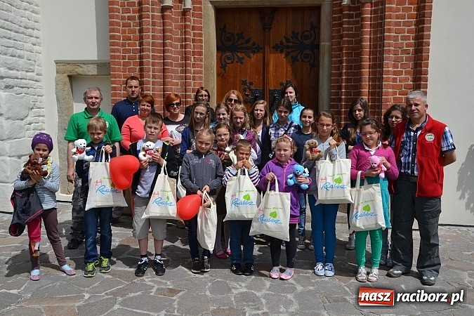 Zdjęcie w galerii na portalu naszraciborz.pl: PTTK zorganizował na zamku Dzień Dziecka  wiadomości z regionu