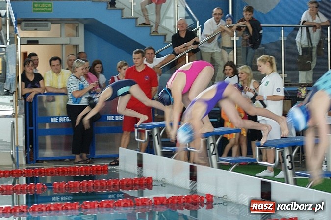 Zdjęcie w galerii na portalu naszraciborz.pl: Integracyjny festiwal pływacki na Dzień Dziecka wiadomości z regionu