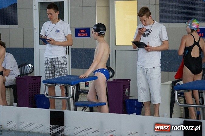 Zdjęcie w galerii na portalu naszraciborz.pl: Integracyjny festiwal pływacki na Dzień Dziecka wiadomości z regionu